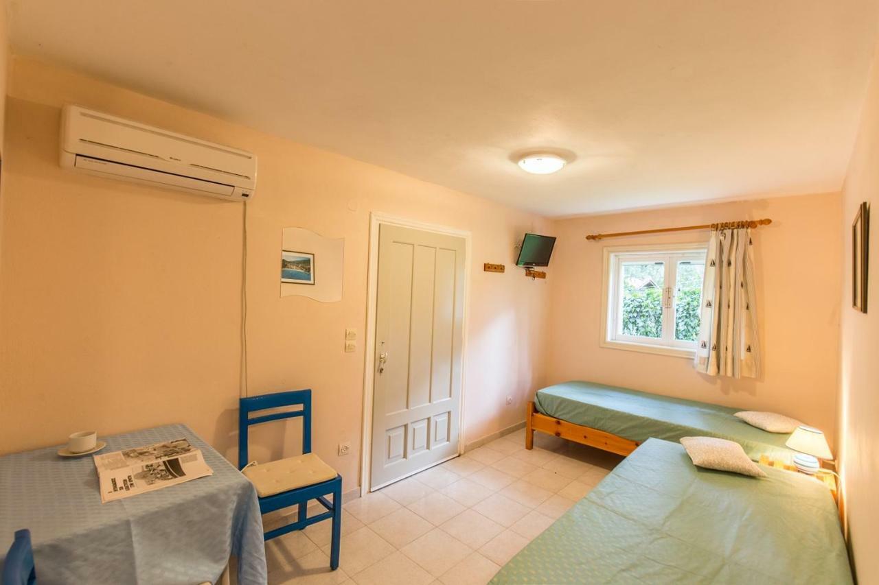 Ormos Drepanou Apartments Lygia  Exterior photo